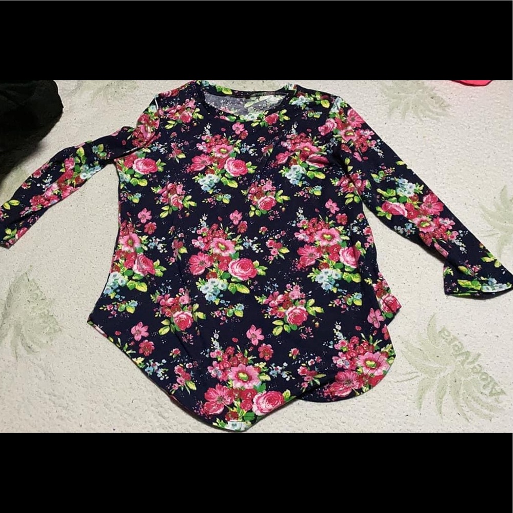 Long sleeve shirt